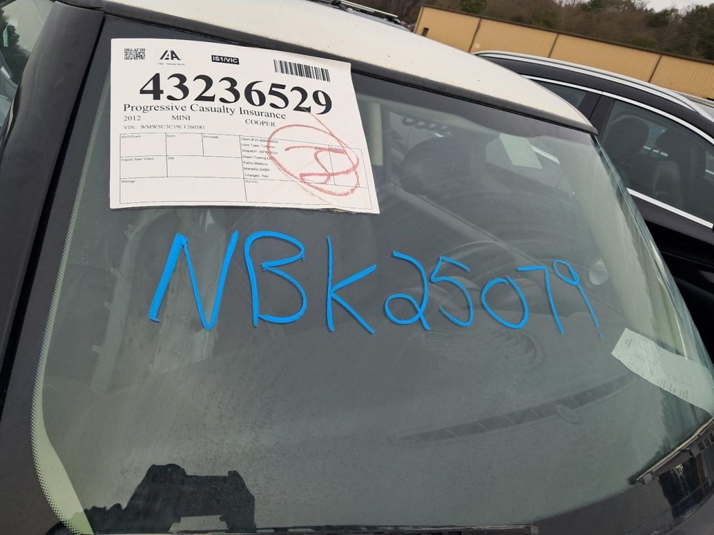 MINI 1 2012 Glove Box 4883979