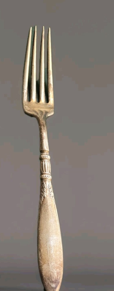 Silverplate Fork 1847 Rogers Bros 8" needs polished No Monogram