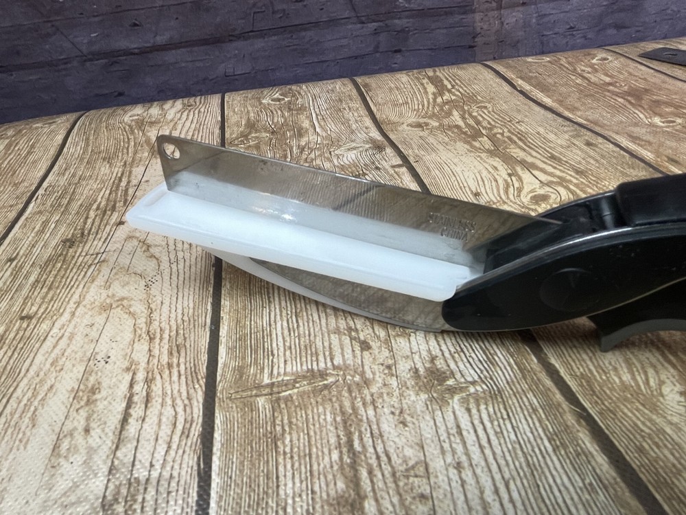 Clever Cutter Kitchen Scissors
