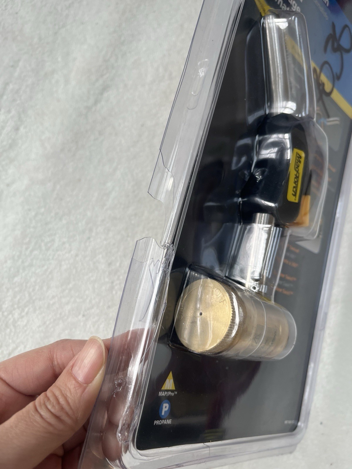 Mag-Torch Self Lighting Torch 360 Swivel NEW