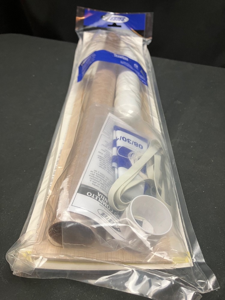 Estes Dark Energy Flying Model Rocket Kit - Sealed