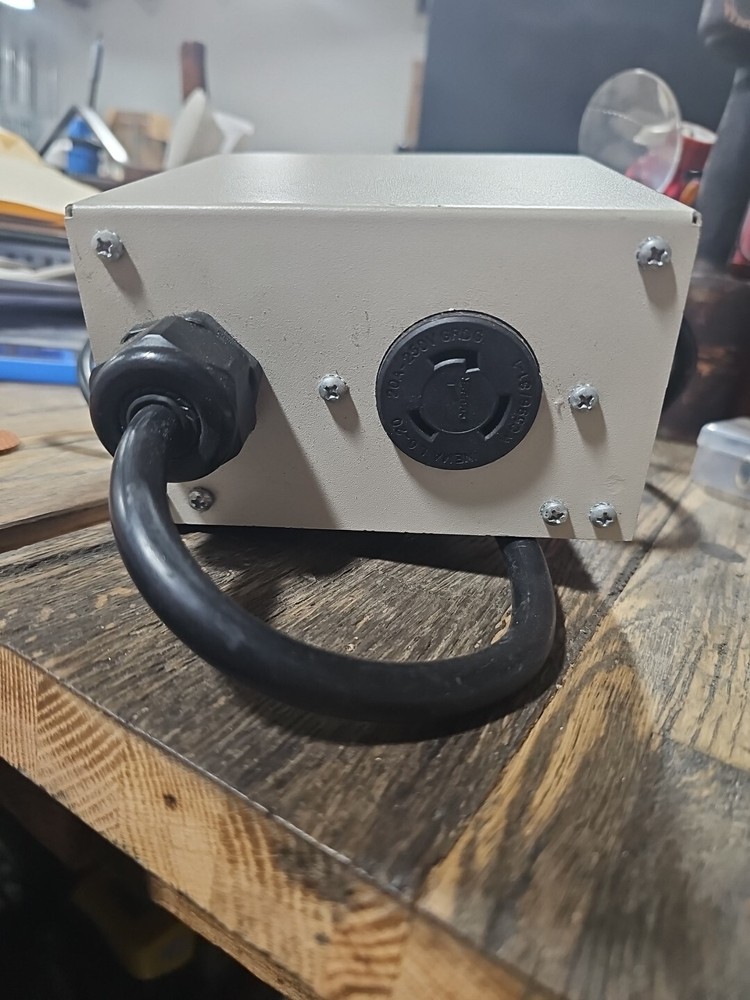 APC AP9510L620 MasterSwitch Power Recepticle
