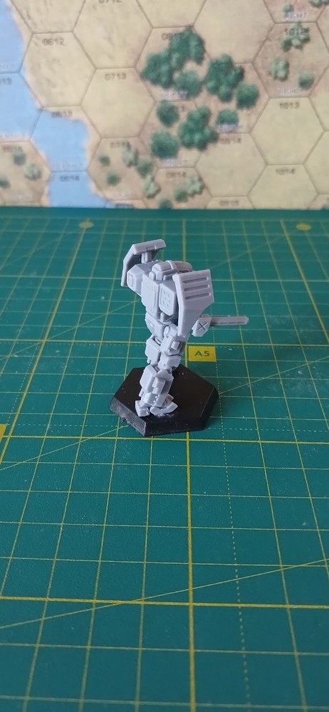 Dark Crow, battletech game miniature