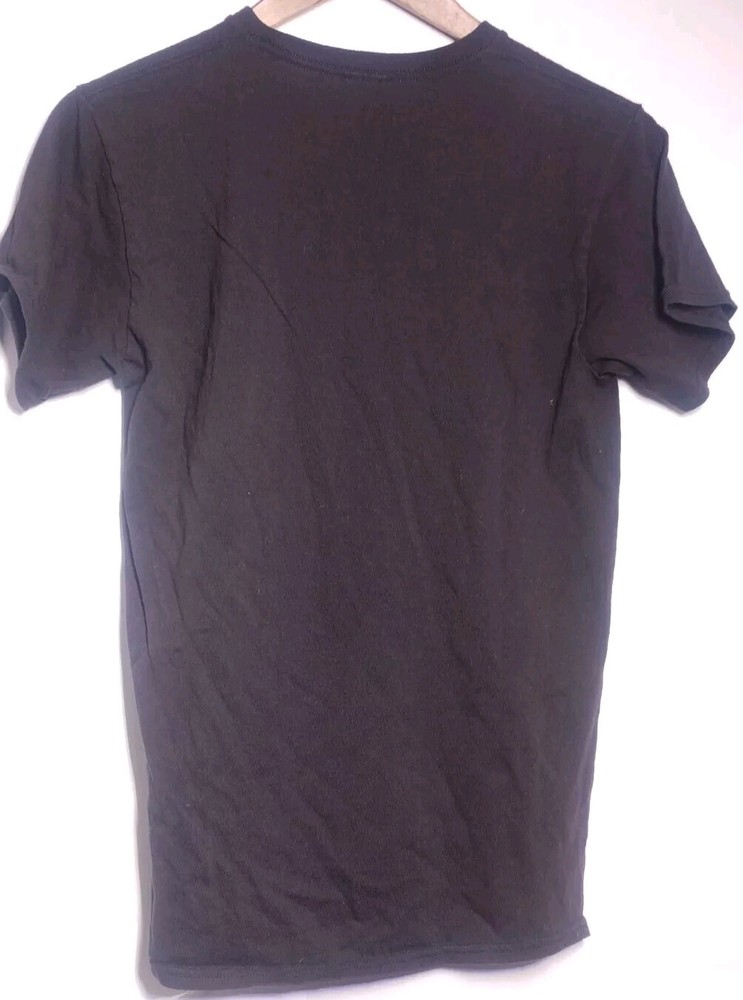 Star Wars t-shirt size small Black Figth sun