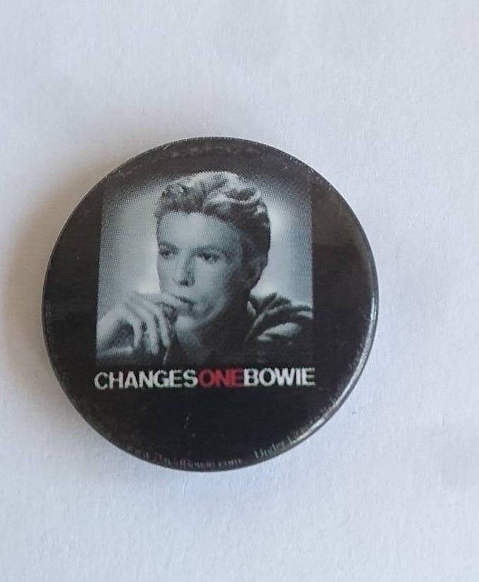 DAVID BOWIE  -  25mm -  1 inch button badge
