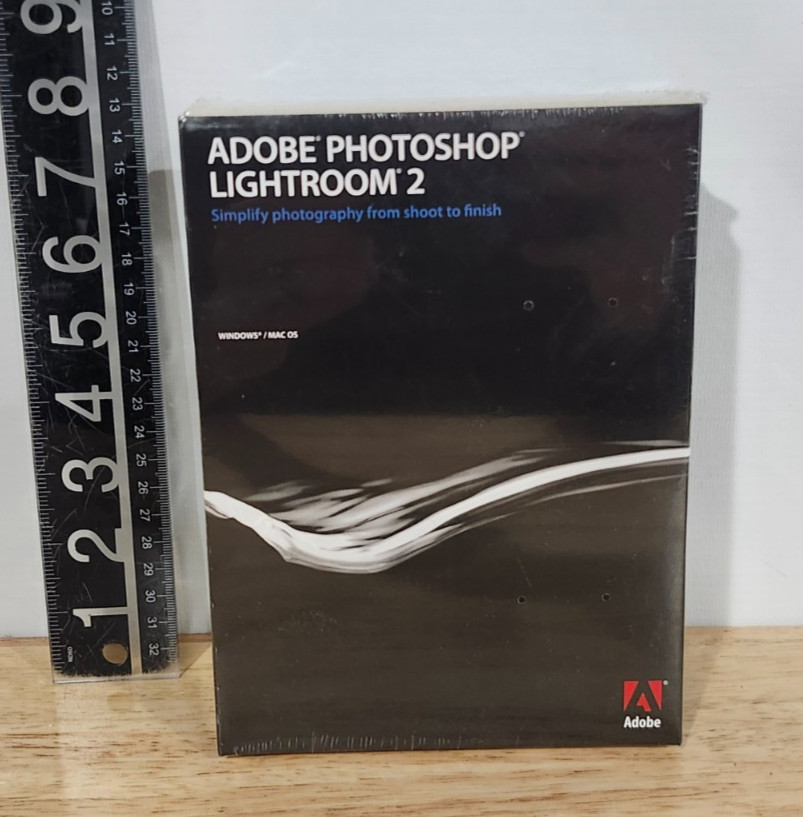 Adobe Photoshop Lightroom 2 for PC, Mac-new sealed