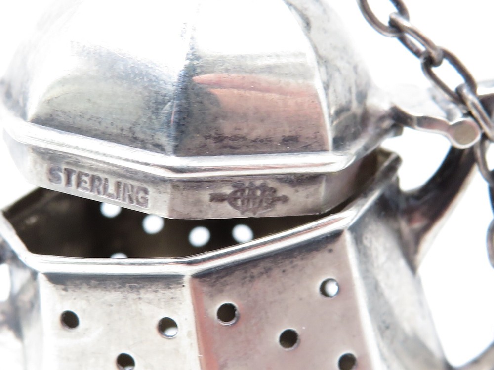 ANTIQUE VICTORIAN STERLING SILVER TEABALL KETTLE STRAINER - TEAPOT SHAPE *