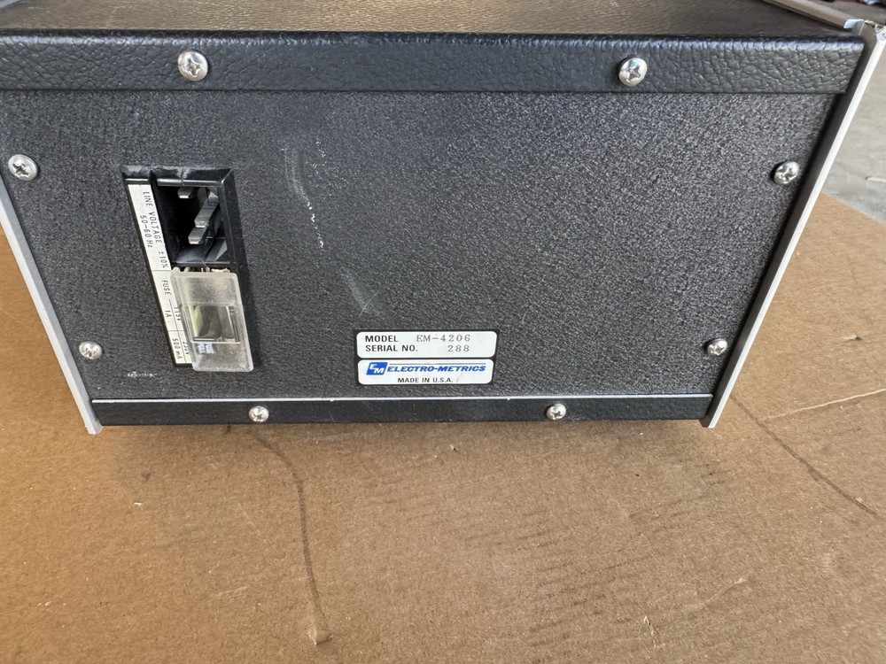 Broadband Pre Amplifier EM 4206