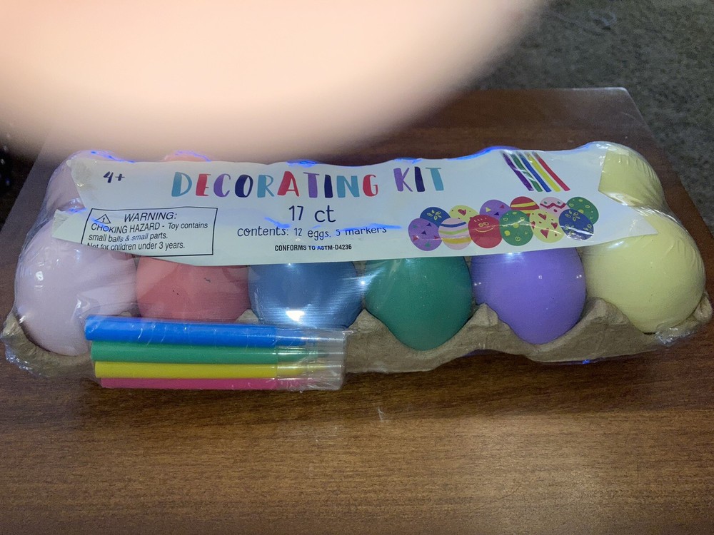 New Plastic Easter Eggs Decorating Color Art Kit 1dozen Markers 17 pc