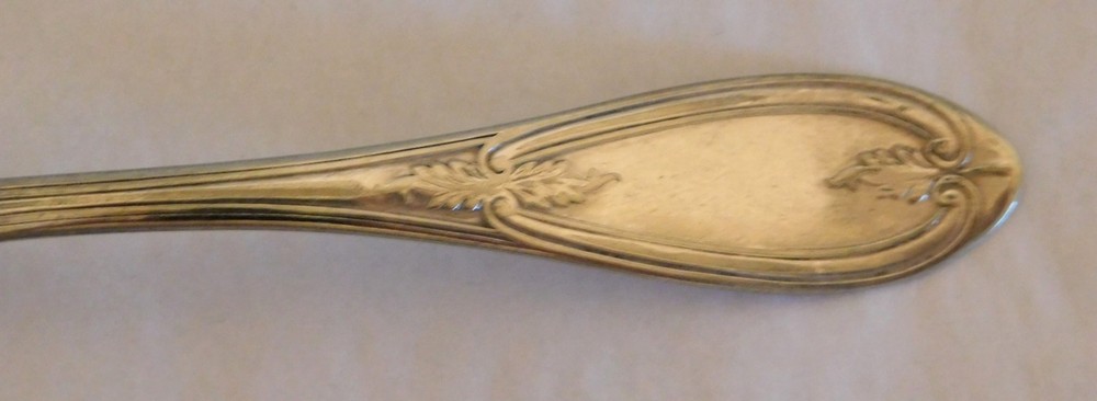 Teaspoon / Youth Spoon - ROGERS BROS A1 Mark - Unknown Leaf Pattern #P182