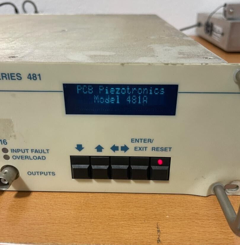 PCB Piezotronics 481A Sensor Signal Conditioner