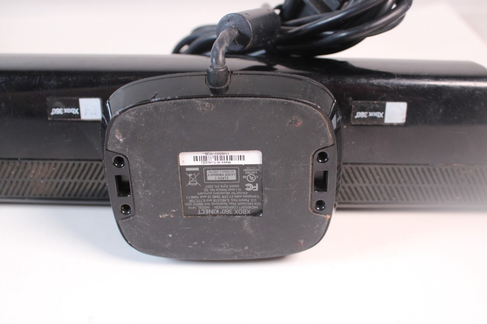 Microsoft Xbox 360 Kinect Sensor Bar w/ 5 Games, authentic, tested