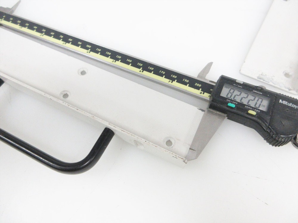 SPIRENT NETCOM SMARTBITS 6000 6000B RACK MOUNT EARS SET 300-4030-021