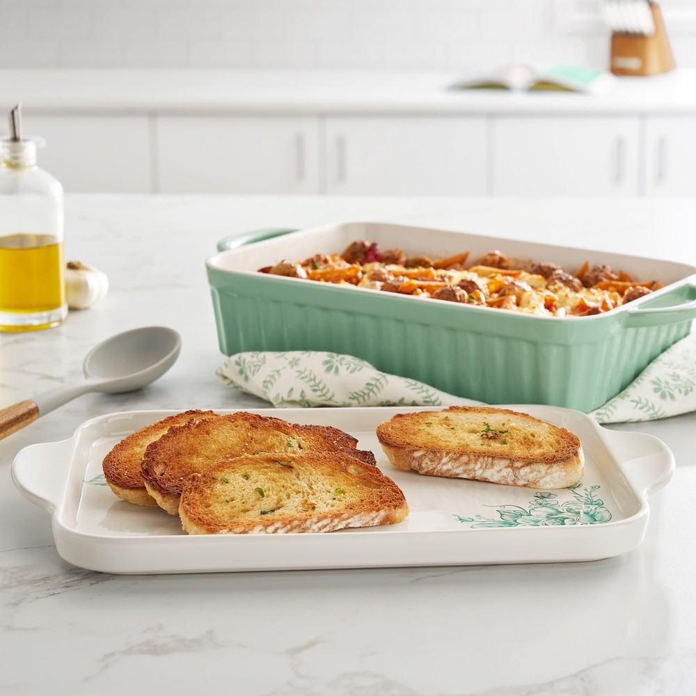 Rectangular Baker with Platter Lid 9" x 13" Durable Construction Charming New