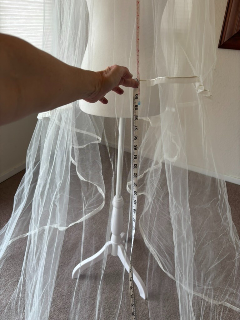 wedding veil chapel length Peter Langer off white with delicate rope trim