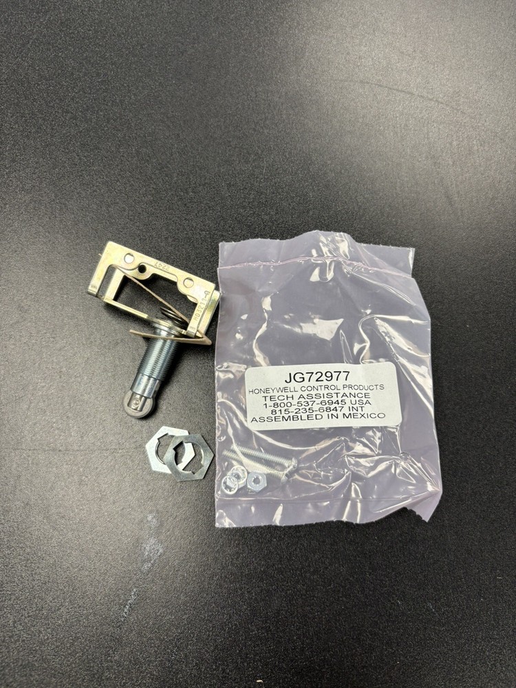 MD3211-Q Honeywell Basic Switch Auxiliary Screw Terminals Roller Plunger