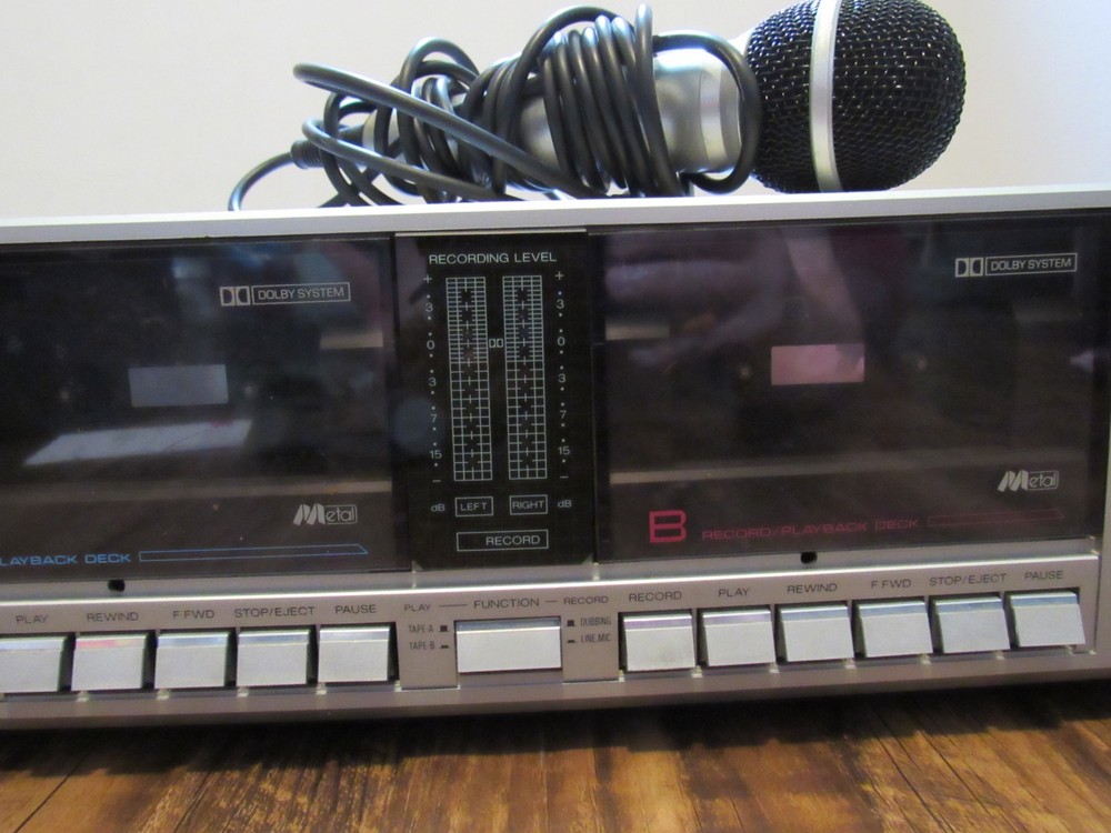 Proformance Synchronized Dual Cassette Deck Model 564-93281350 W/ Microphone