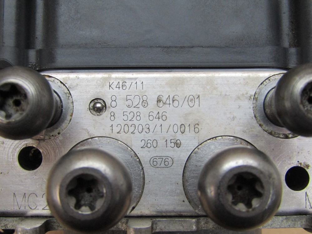 BMW S1000RR 2012 ABS pump control unit module (5562)