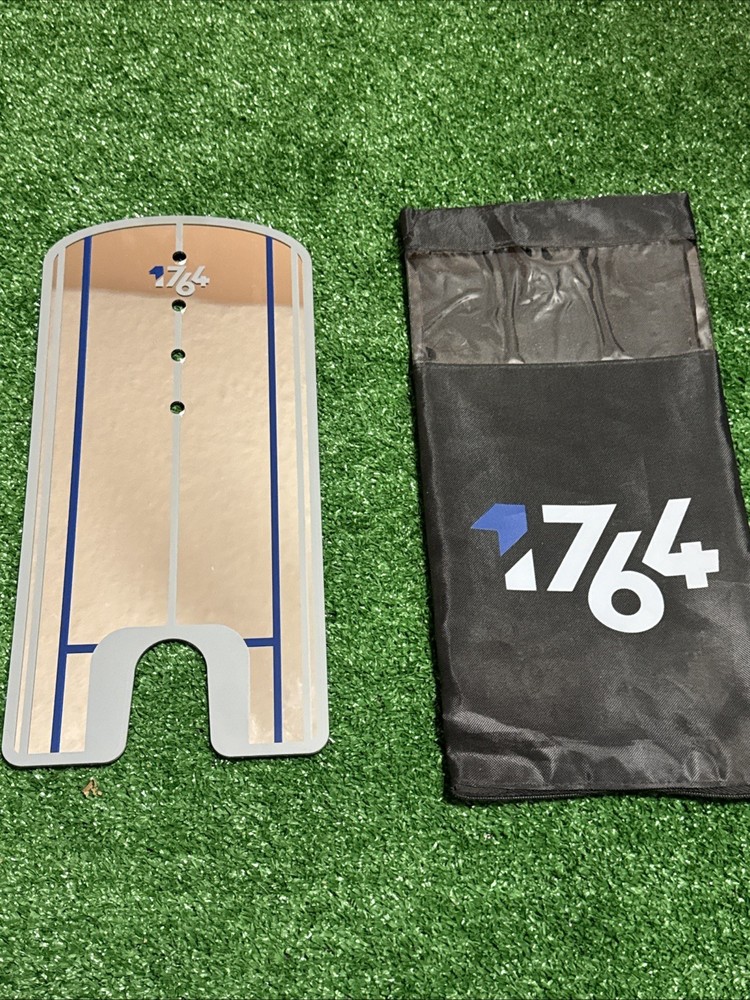 1764 Golf Putting Practice Alignment Training Mirror with Zipper Bag