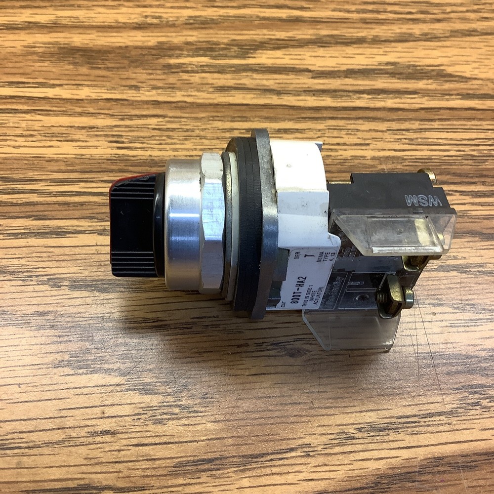 Allen-Bradley 800T-HA2 Ser T Selector Switch
