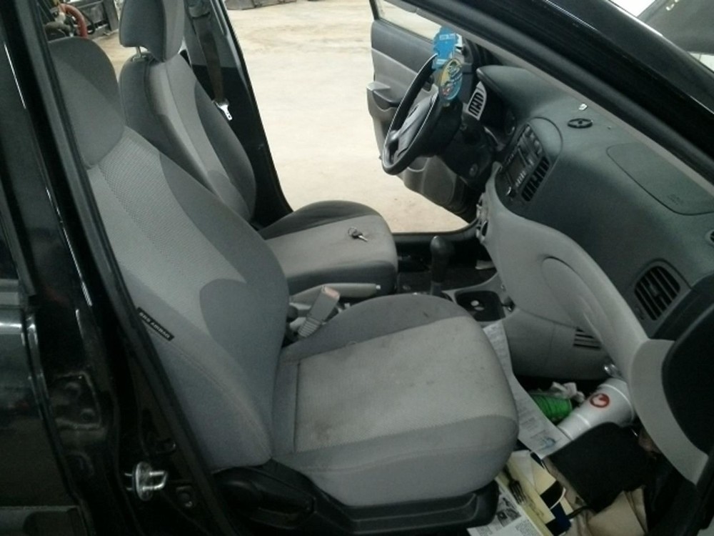 ACCENT 2008 Fuse Box Cabin 104863074