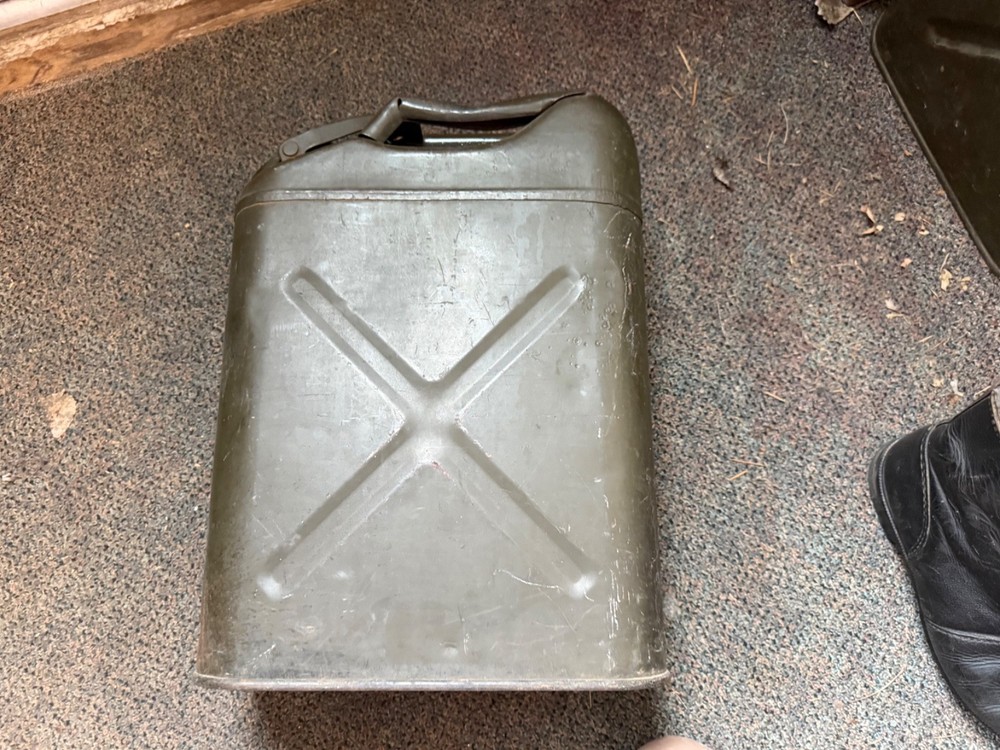 ORIGINAL WWII KOREAN WAR US ARMY JERRY WATER CAN- MCCORD