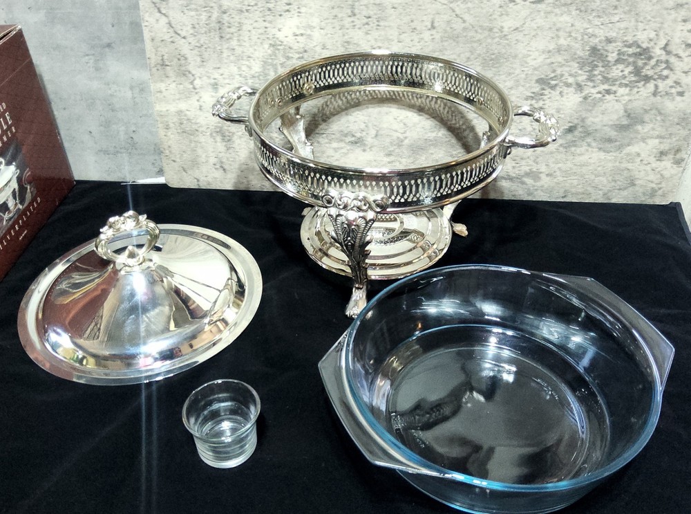 Vtg Studio Silversmiths Silver Plated 2 Qt Round Covered Casserole Chafing Dish