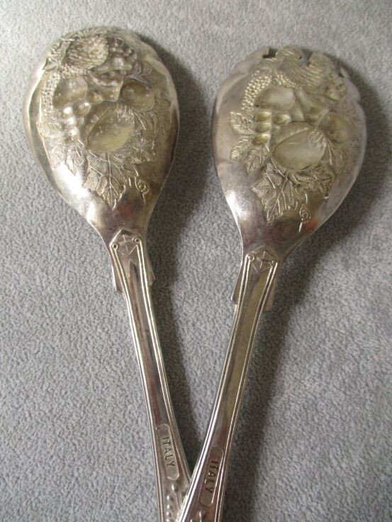 Vintage Repousse Quality Silver Plate Solid Salad Serving Set Italy Ornate