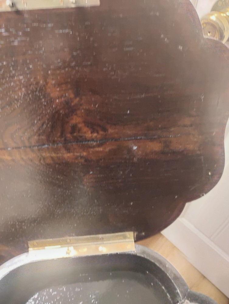 Antique English, Teapoy