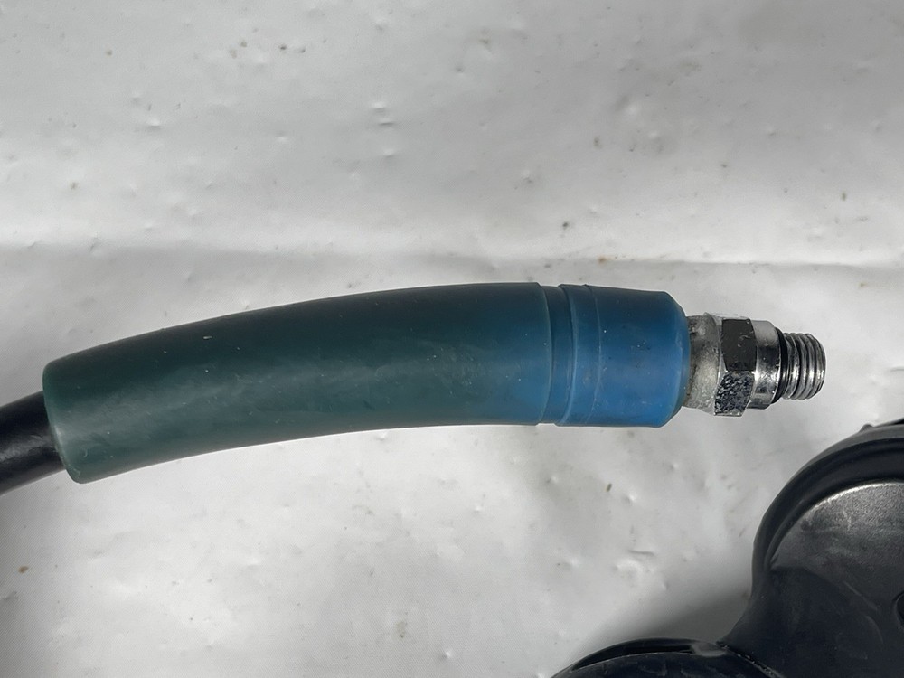 Aeris Atmos ai Dive Computer & Compass with Hose UNTESTED