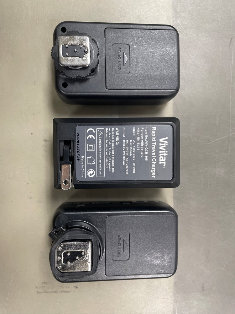 DJI Mic Mini Wireless Microphone System (2 Transmitters, 1 Receiver, Charging Ca