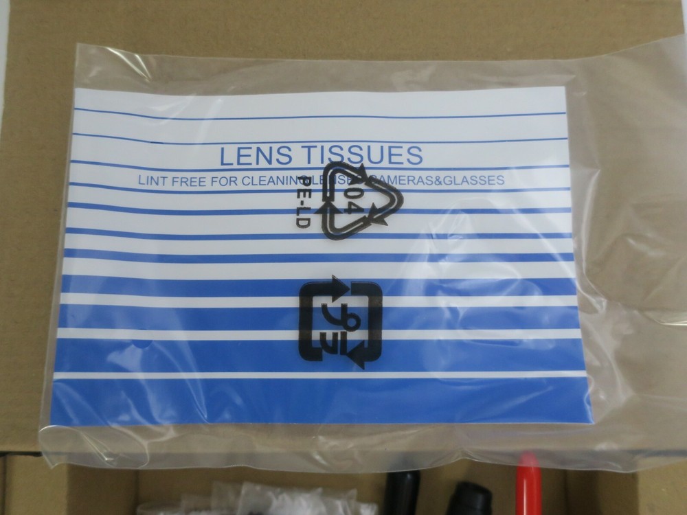 Cleaning Kit For DSLR Camera & Sensitive Electronics ( See Photos)