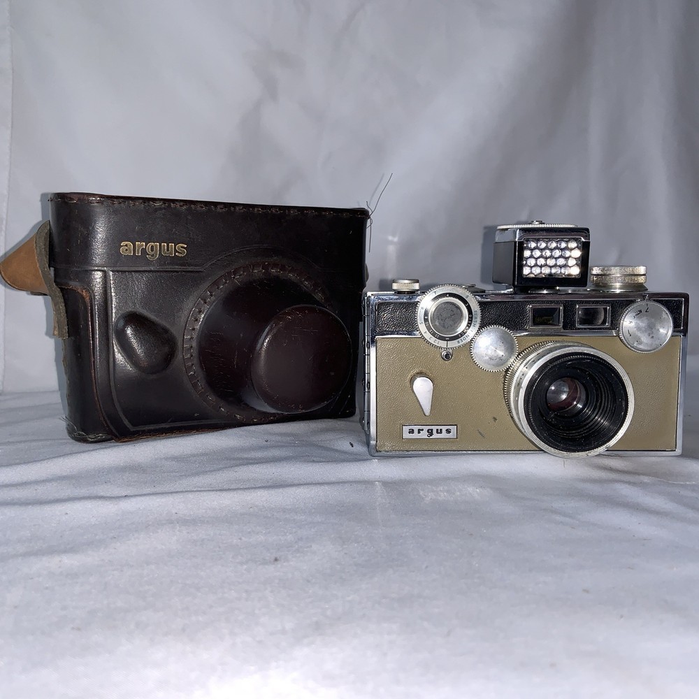 Argus Match-Matic Tan C3 Rangefinder w/ LC3 Meter & Leather Case