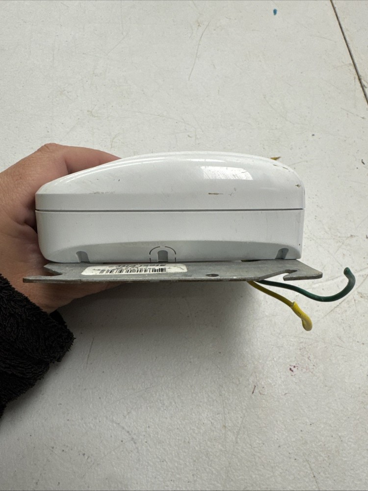 Honeywell Wall Mount Motion Sensor Light Switch Occupancy Vacancy Control - ECS