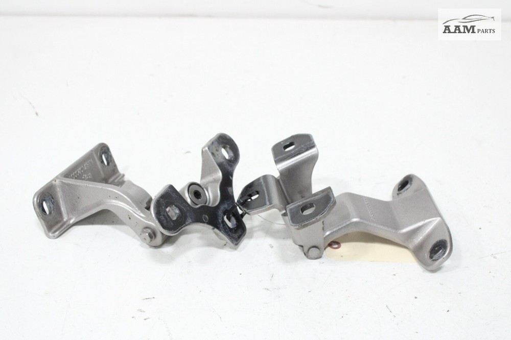 2018-2024 FREIGHTLINER CASCADIA FRONT RIGHT PASSENGER UPPER & LOWET HINGE OEM