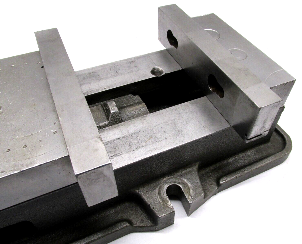 KURT ANGLOCK 6" MILLING MACHINE VISE w/ JAWS & HANDLE - #D60
