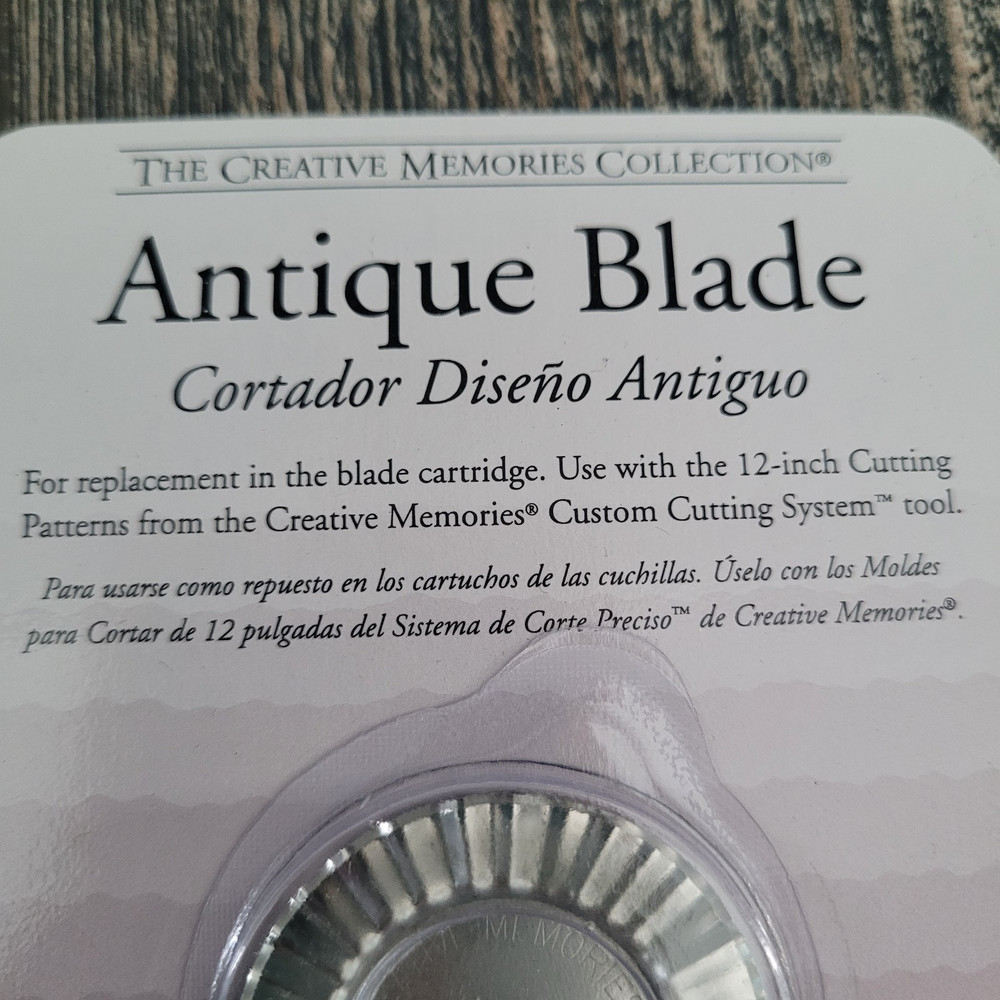 Creative Memories Antique Blade Replacement Custom Cutting System + Guards NEW!