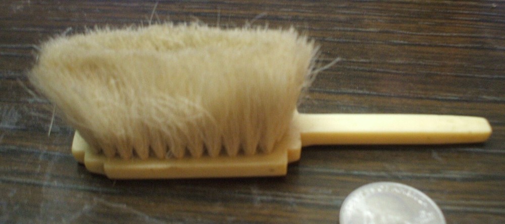 ANTIQUE DOLL Brush