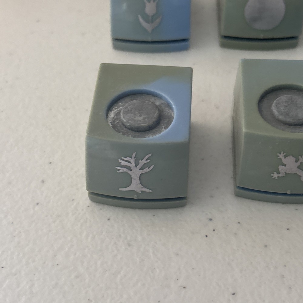 Interchangeable Punch- 12 Punches & Handheld Punch