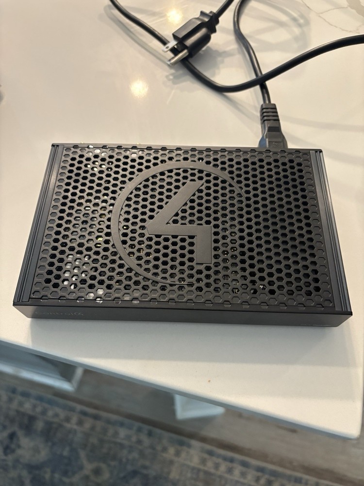 Control4 EA-1 C4-EA1-V2 Home Automation Processor Hub & Controller 1 Zone V2 NIB