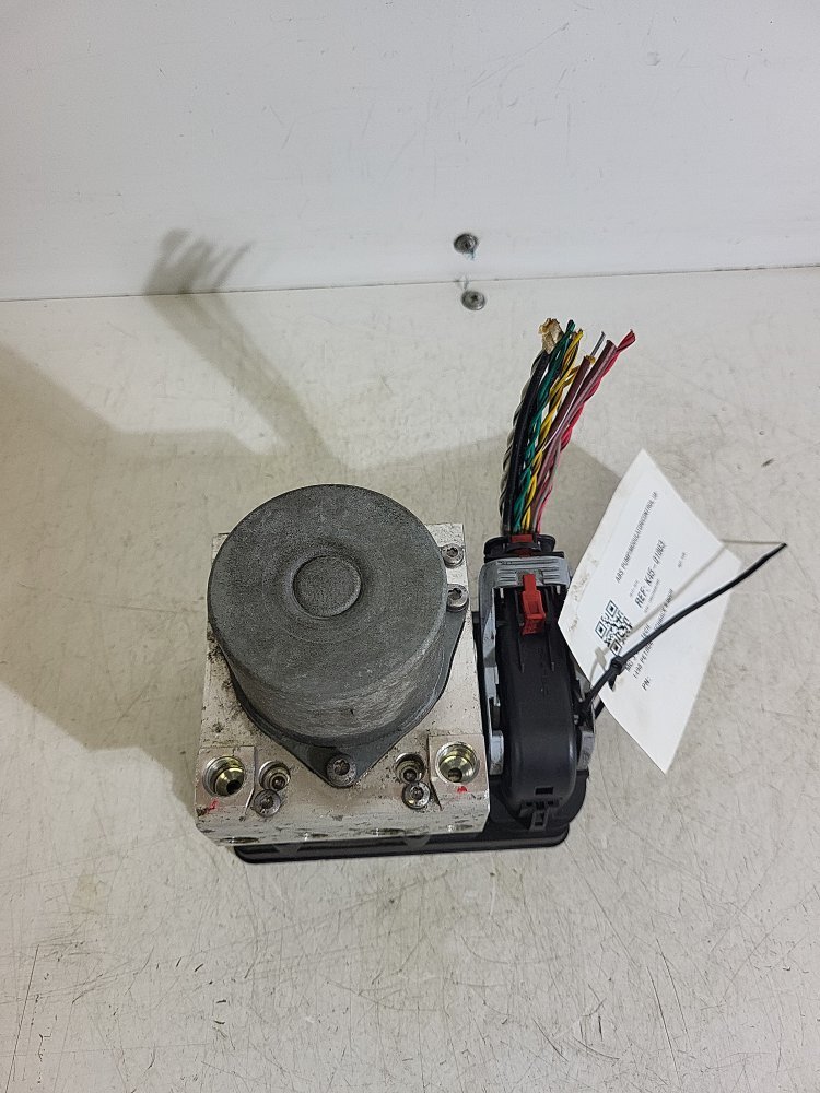 MG 3 VTI-TECH 2013-2016 1498 ABS PUMP/Modulator/Control UNIT 30087939 K45