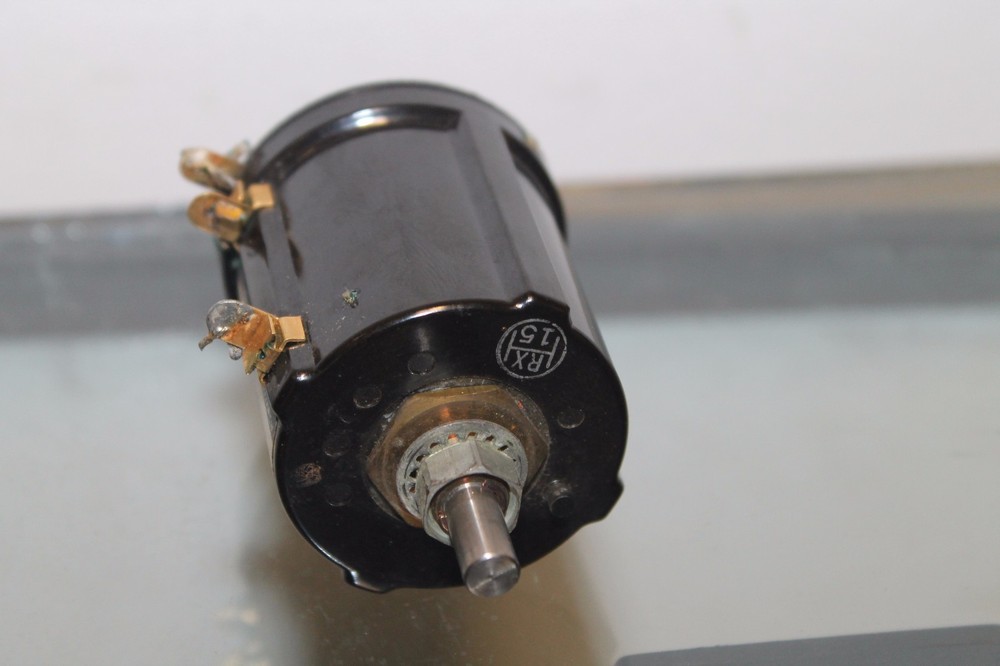 AMPHENOL POTENTIOMETER A .5IL 100K W21