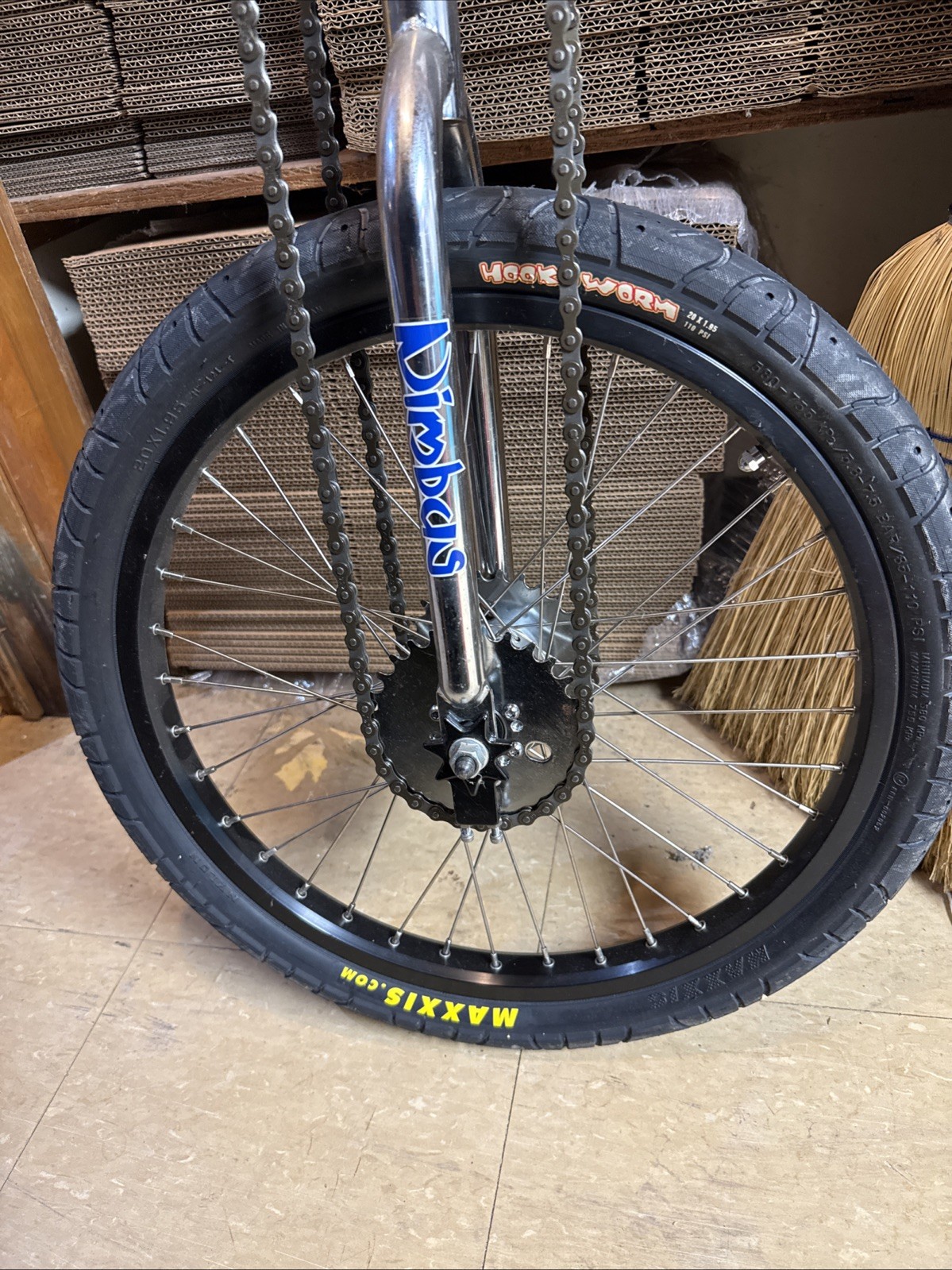 Nimbus Giraffe Unicycle Chrome Nimbus Performers Circus Monowheel 6/7+ Foot Tall