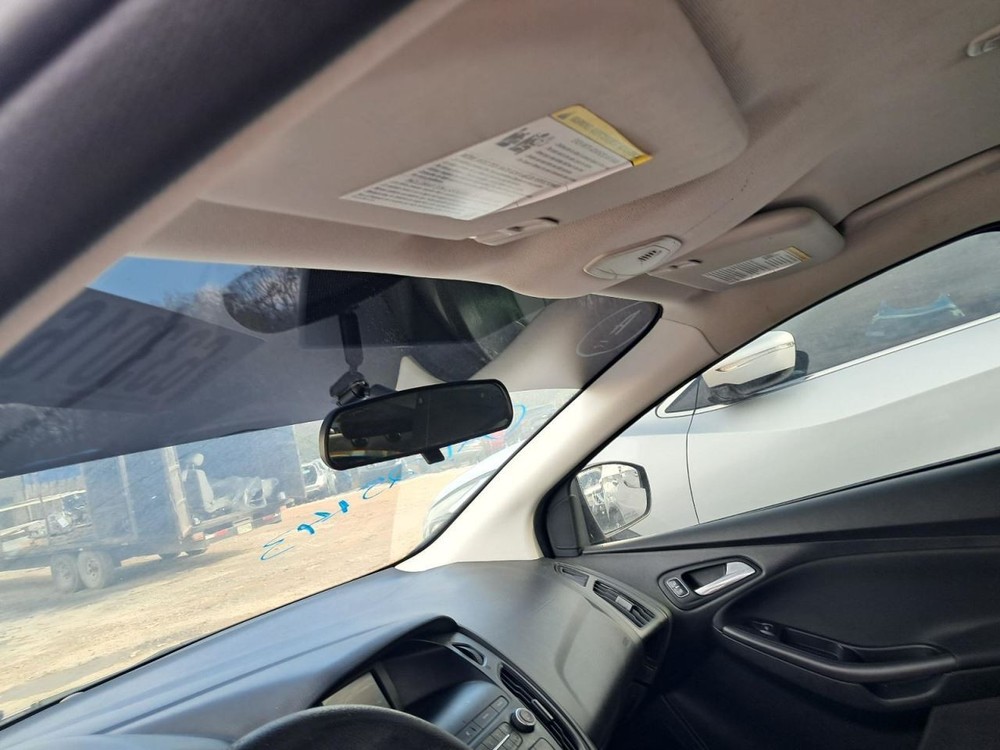 FOCUS 2018 Glove Box 4892054
