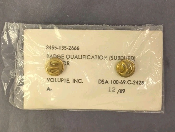 US Army Aviator Wings Basic Qual Subdued 2.5" Original DSA Package Volupte 1969