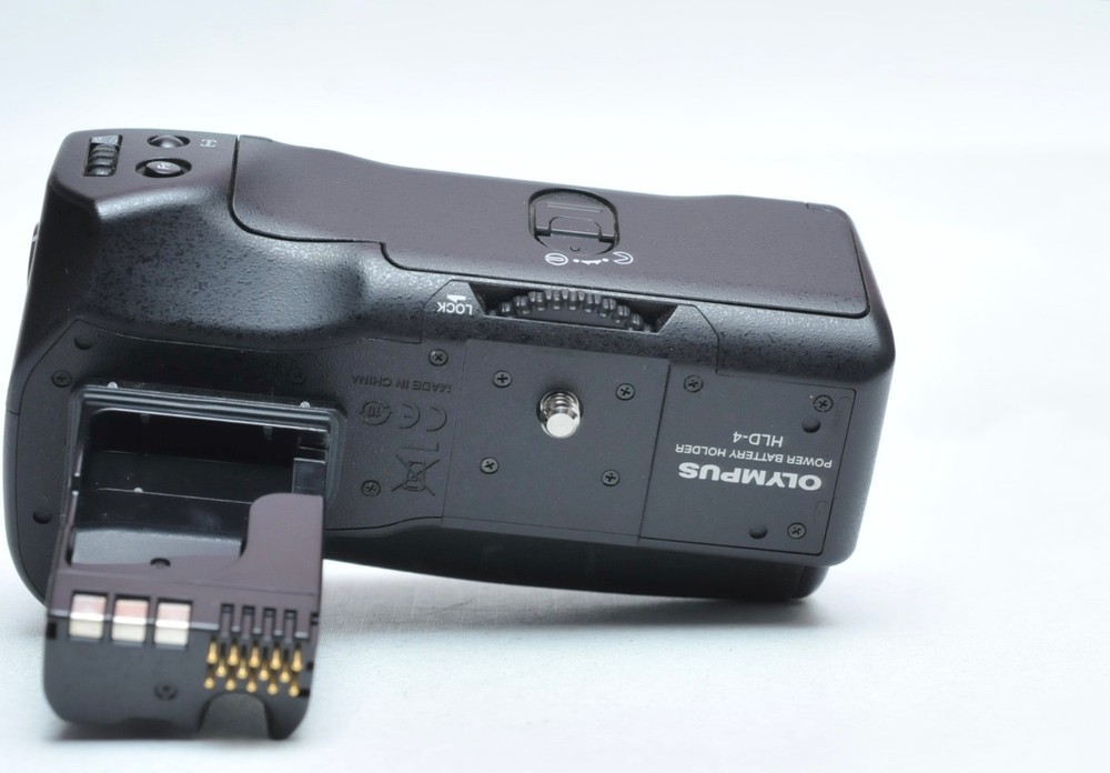 OLYMPUS Battery Holder Grip HLD-4 for E-3 / E-5 / E-30 HLD4 E3 E5 E30