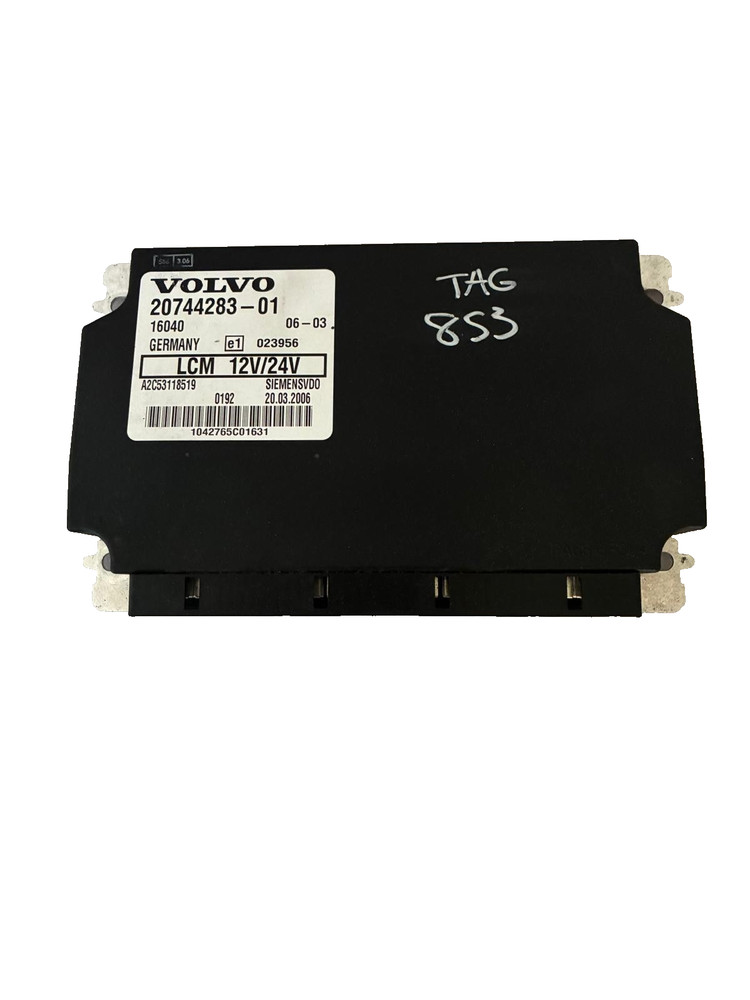 Volvo Light Control Module - Used | P/N 20744283 01
