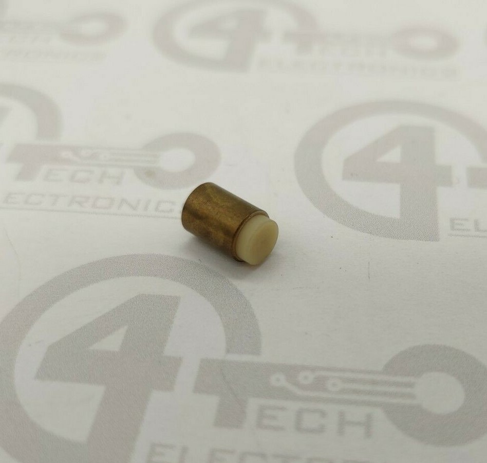 Universal Instruments Bumper 41340102