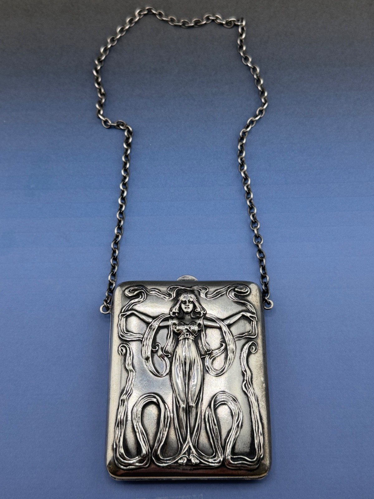 Sterling Silver Purse Art Nouveau Woman with Flowing Dress by Blackington 109 gr