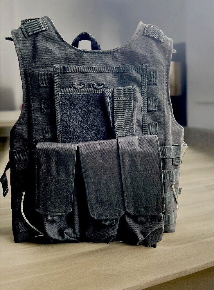 Outdoors Multi Functional Protective Tactical Vest Ajustable